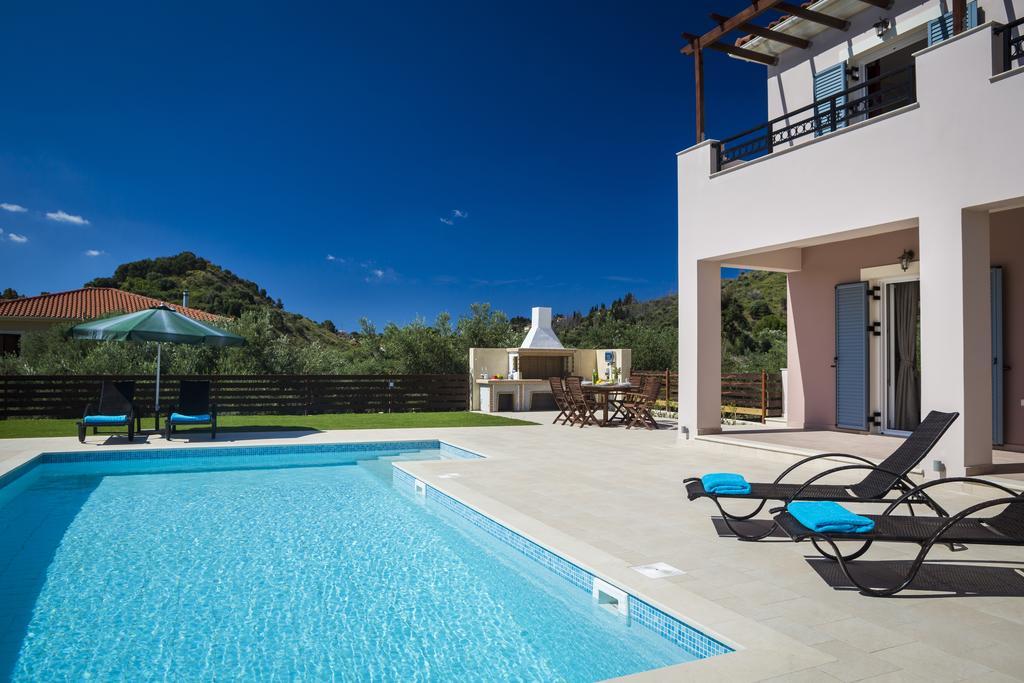Armonia Villas Lixouri Eksteriør billede